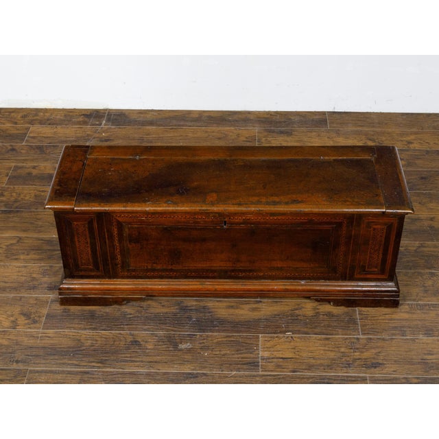 Italian Italian 18th Century Walnut Coffer with Lift Top, Marquetry and Bracket Feet For Sale - Image 3 of 12