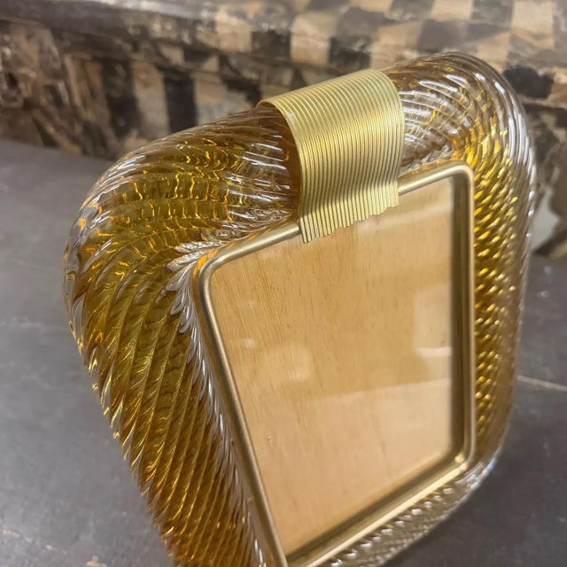 Metal 1990s Barovier Style Art Deco Amber Murano Glass and Brass Picture Frame For Sale - Image 7 of 13