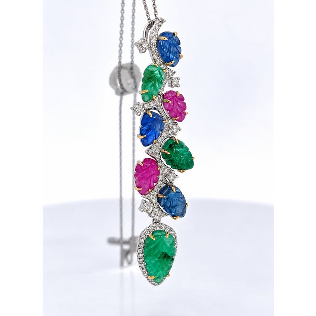 Gemstone 1960s Art Deco 18k Gold Tutti Frutti Pendant Necklace With Gemstones For Sale - Image 7 of 7