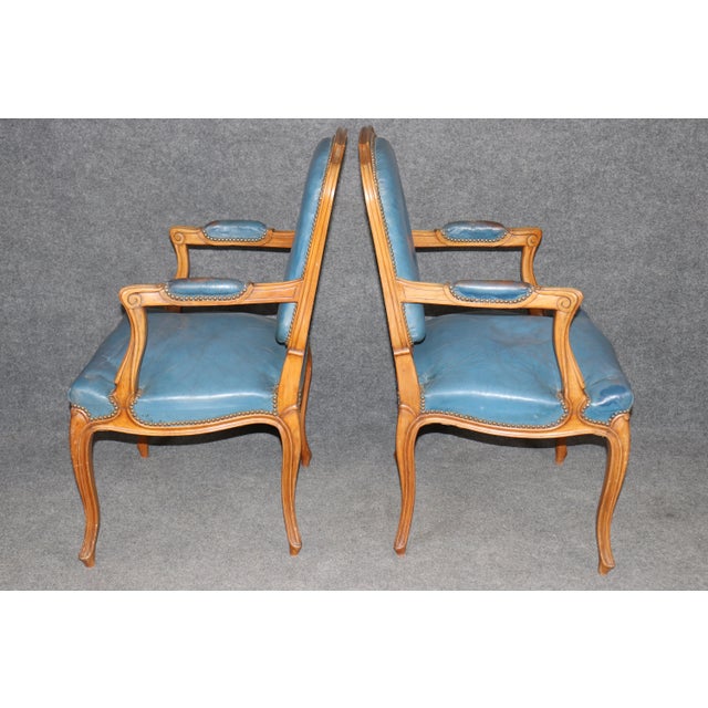 French Louis XV Style Walnut and Leather Set of 10 Dining Chairs C. 1940s For Sale - Image 4 of 15