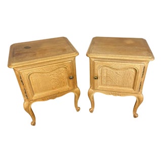 French Vintage Oak Bedside Tables, Set of 2 For Sale