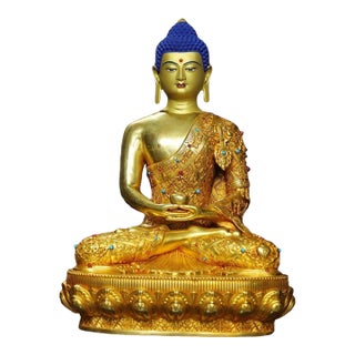 Late 19th Century Gilt Bronze Shakyamuni Buddha Statue With Stone Inlays, 2.97kg For Sale