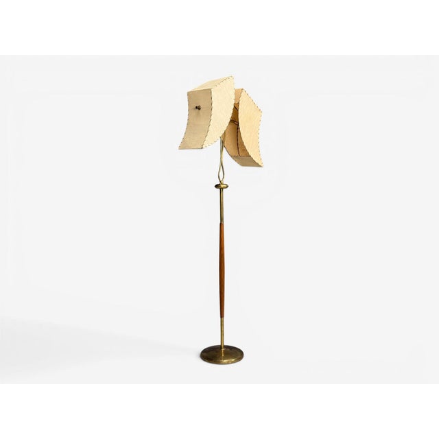 Mid-Century Modern American Modern, Floor Lamp, Walnut, Brass, Vellum, Usa, 1950s For Sale - Image 3 of 14