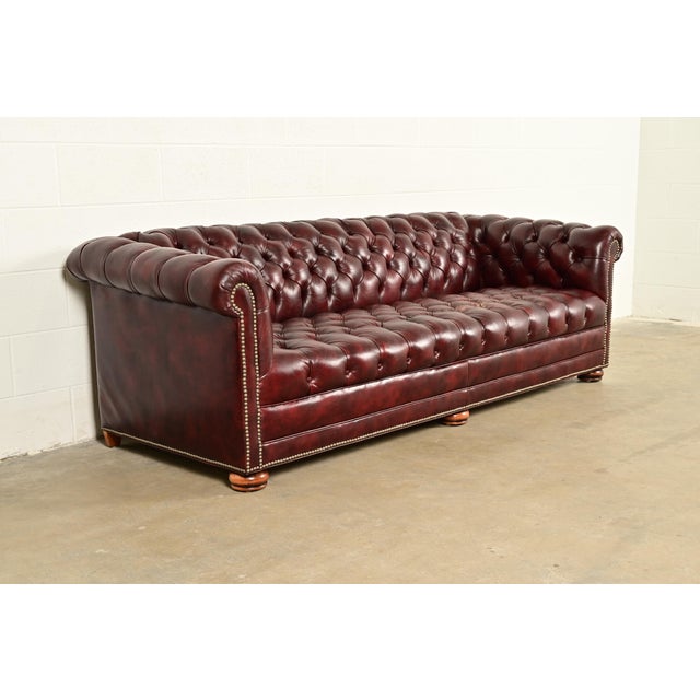Hancock & Moore Hancock & Moore Style English Oxblood Tufted Leather Chesterfield Sofa | Circa 1980s For Sale - Image 4 of 15