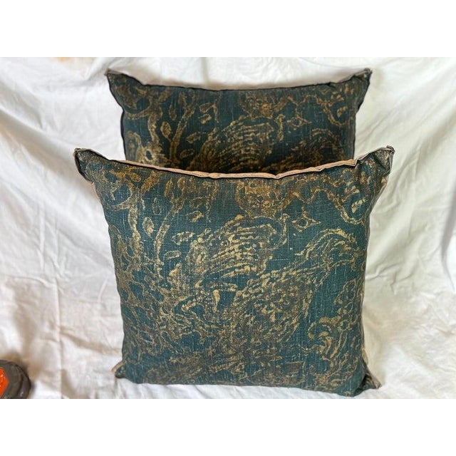 Contemporary Pair of Custom Printed Metallic Linen Pillows W/ Birds For Sale - Image 3 of 6