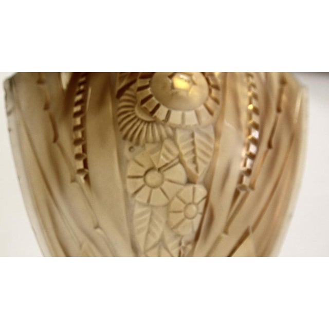 French Art Deco Sconce with Brass Fixture and Glass Shade, 1930s For Sale - Image 4 of 9