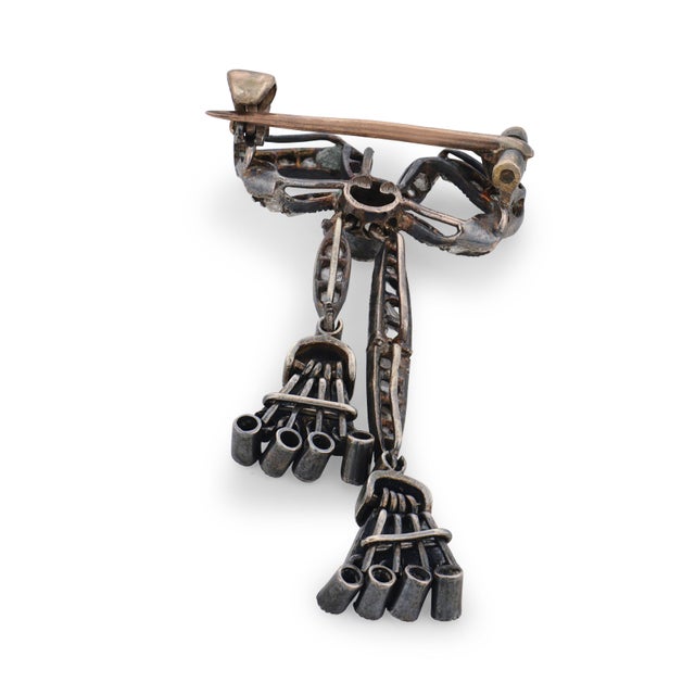 Late 19th Century Victorian Diamond 18k Gold and Silver Bow Brooch For Sale - Image 4 of 6