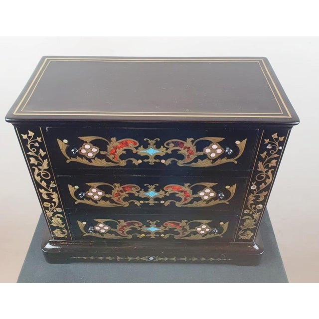 Napoleon III Master's Chest of Drawers For Sale - Image 6 of 18