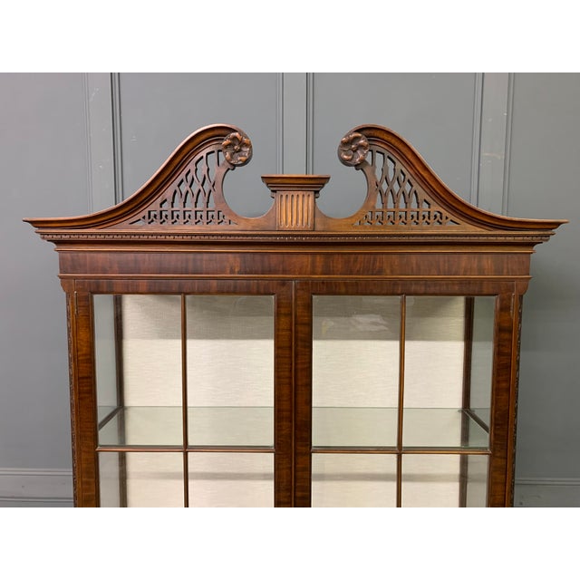 Chippendale Style Mahogany Display Cabinet, 1900s For Sale - Image 4 of 17