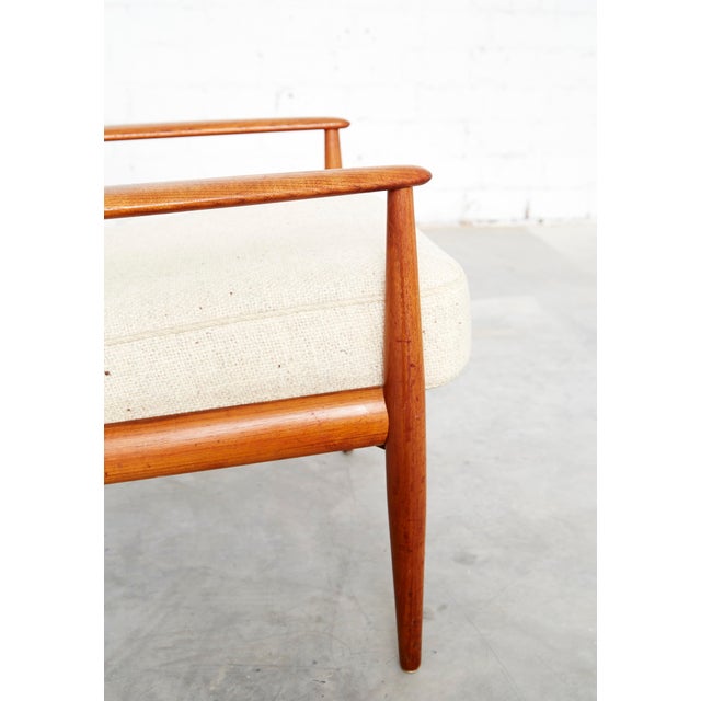 1960s Mid-Century FD118 Easy Chair in Teak by Grete Jalk for France & Søn, 1960s For Sale - Image 5 of 17