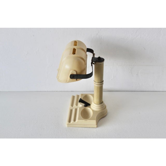 1940s American Art Deco Desk Lamp by Atlas Appliance Corp Brooklyn For Sale - Image 4 of 18