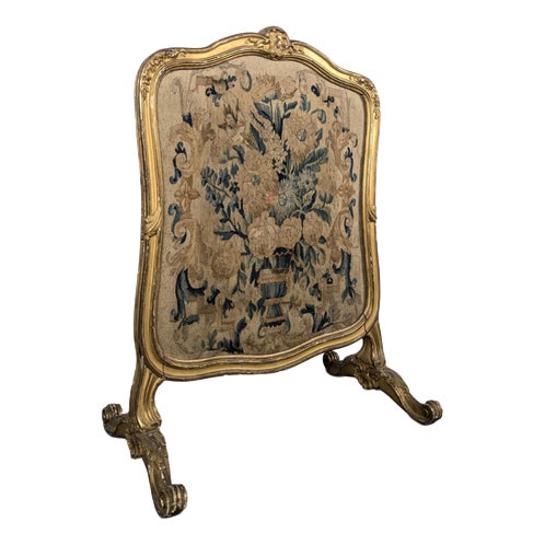Louis XV Style Fireplace Screen in Giltwood and Dotted Tapestry For Sale