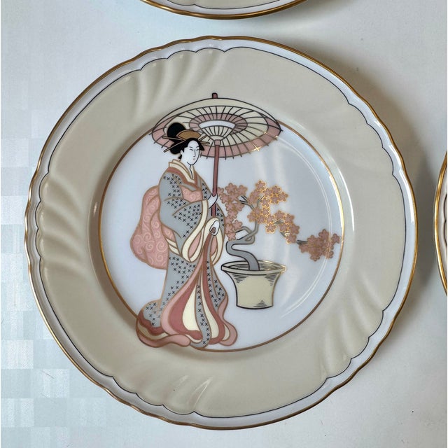 Fitz and Floyd Vintage Set of 4 "Strolling Geisha" Appetizer Plates by Fitz & Floyd For Sale - Image 4 of 10