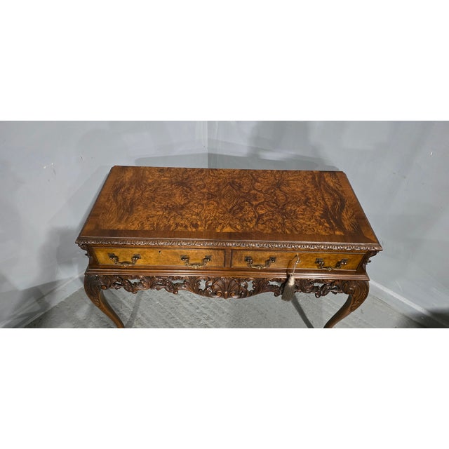 Queen Anne Burr Walnut Console Table, 1920 For Sale - Image 10 of 16