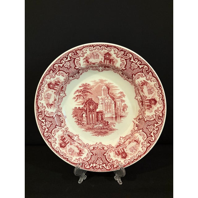 Johnson Brothers Mid 20th Century Red and White Bowl in the Abbey Pattern From Dutch Manufacturer Petrus Ragouta Co. For Sale - Image 4 of 7