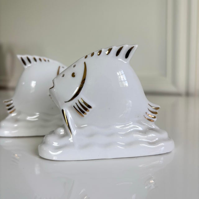 Late 20th Century Limoges France Vintage Porcelain Fish Gold Trim Salt and Pepper Shaker Set For Sale - Image 5 of 8