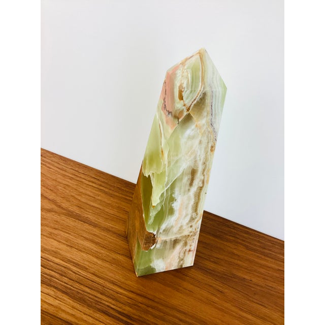 Hollywood Regency Vintage Solid Onyx Stone Obelisk Statue For Sale - Image 3 of 7