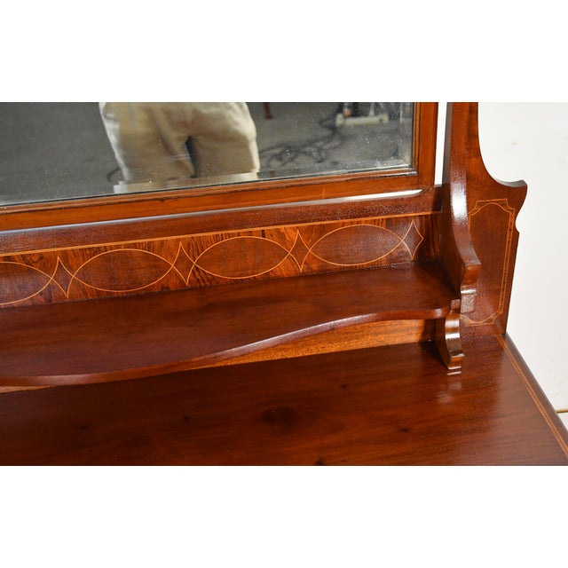 1900s Antique Maple & Co English Hepplewhite Mahogany Ladies Vanity and Mirror For Sale - Image 4 of 17