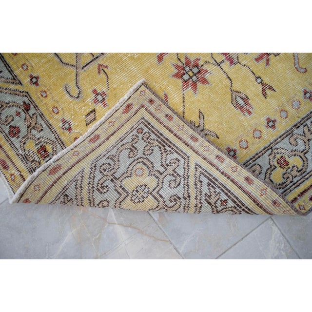 Hand Knotted Yellow Oushak Carpet Medallion Pattern Turkish Rug - 5′1″ × 7′9″ For Sale - Image 13 of 13