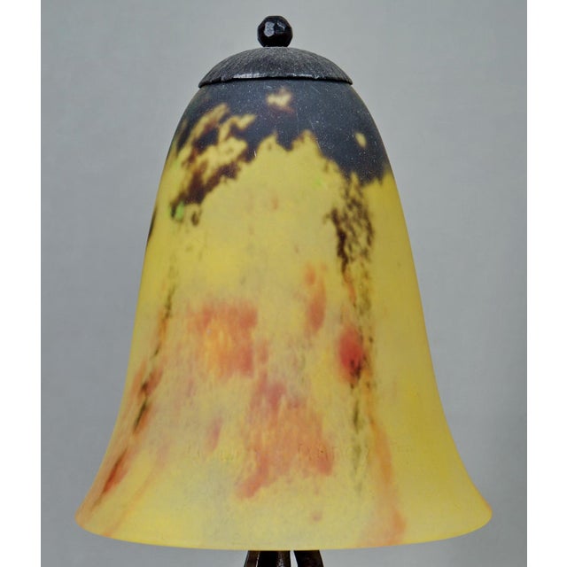 Yellow Pair of E. Gauthier & Daum French Art Deco Lamps 1920s - Yellow Mottled Glass & Iron For Sale - Image 8 of 12