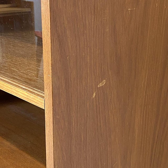 Vintage Display Bookcase, 1960s For Sale - Image 6 of 10
