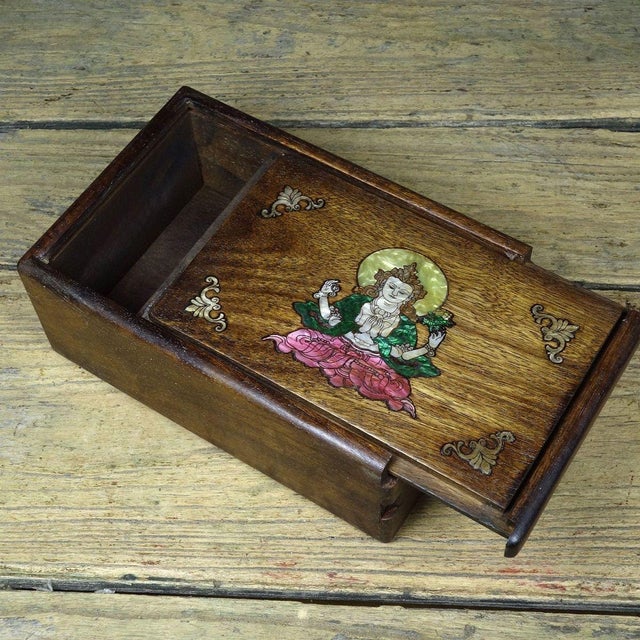 Wood 1980s Rosewood Mother-of-Pearl Inlaid Four-Armed Guanyin Puzzle / Secret Compartment Box For Sale - Image 7 of 10