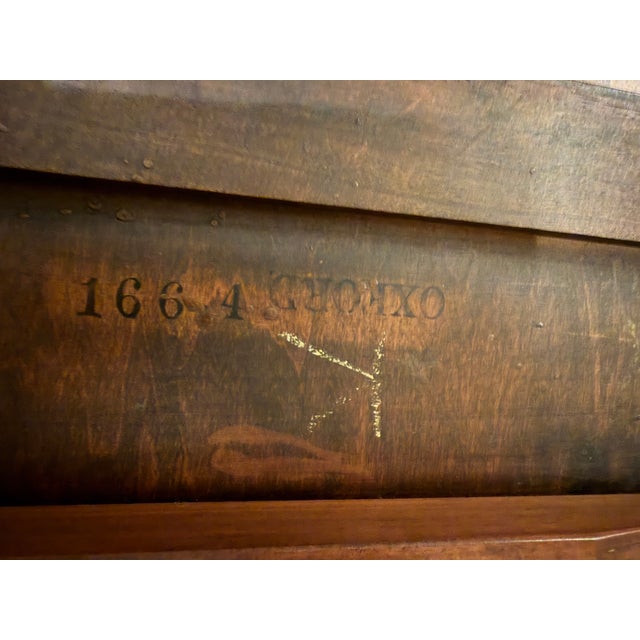 1940s Kindel Colonial Revival Mahogany Pedestal Side Table With Barley Twist For Sale - Image 9 of 11
