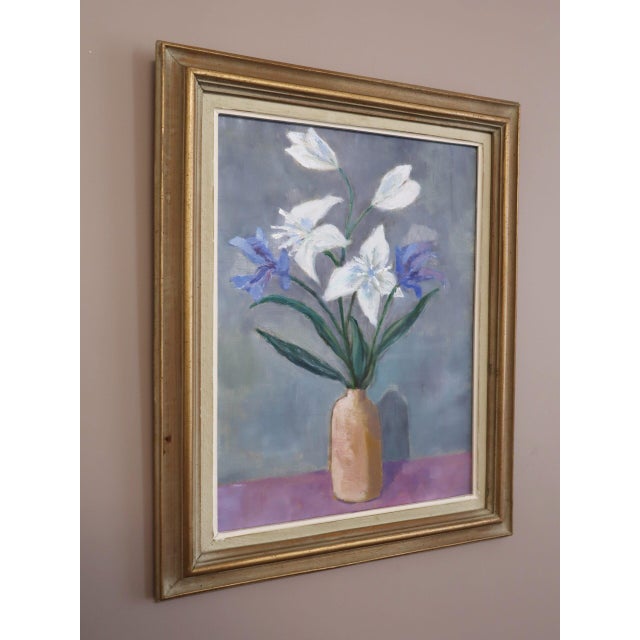 Mid 20th Century Mid-Century Modern 'Lilies in a Vase' Vintage Original Still Life Oil Painting, Framed For Sale - Image 5 of 13