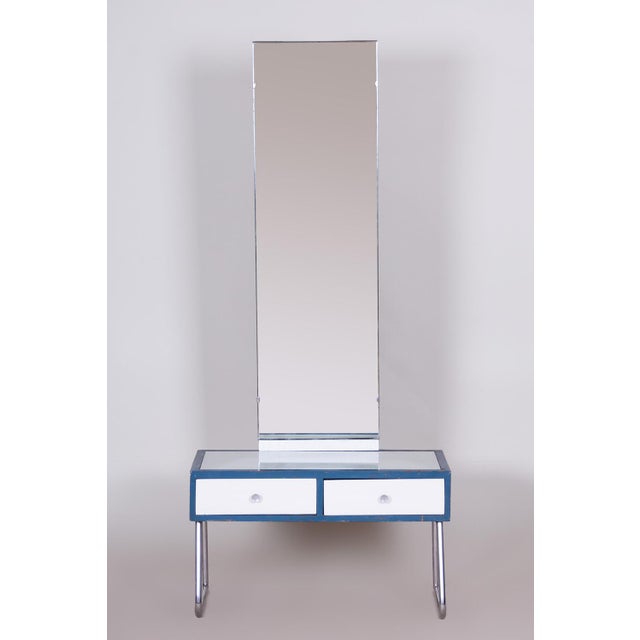 Bauhaus Dressing Table with Mirror in Chrome & White Glass attributed to Vichr a Spol., 1930s For Sale - Image 10 of 11