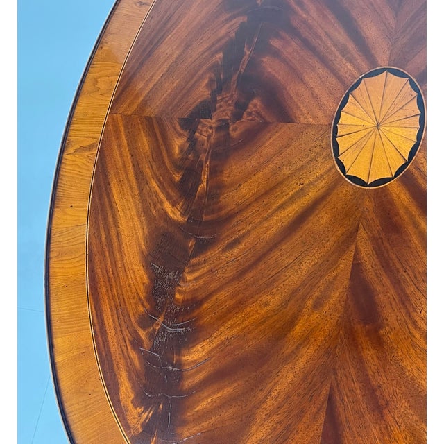 Late 20th Century Hekman Grand Rapids Inlaid Crotch Mahogany Oval Coffee Table For Sale - Image 11 of 14