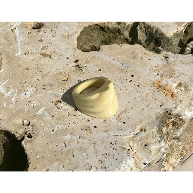 Mid-Century Modern Vintage Boho Ivory Ring For Sale - Image 3 of 12