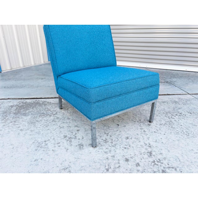 Pair of Mid-Century Chrome Slipper Lounge Chairs Styled After Knoll, 1960s For Sale - Image 12 of 14