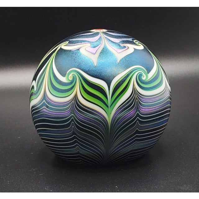 Glass Orient & Flume Signed Flower Shield Art Glass Paperweight 1979 Iridescent Blue For Sale - Image 7 of 18
