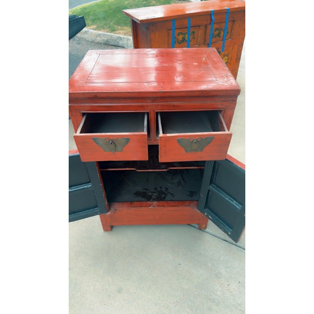 Qing Dynasty 19th Century Chinese Red Lacquer Cabinet With Drawers and Doors For Sale - Image 4 of 12