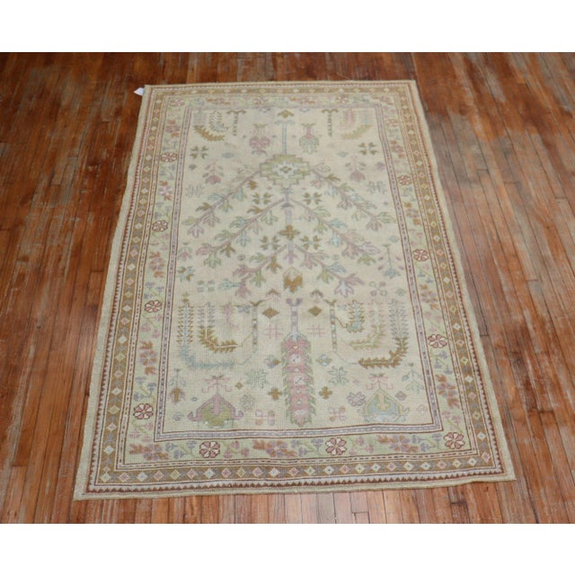 Early 20th Century Antique 1920s Turkish Oushak Rug - 5'1" x 8'5" For Sale - Image 5 of 9