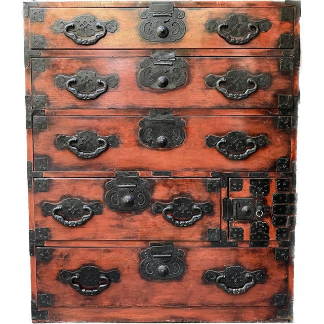 Antique Japanese Meiji Period Tansu Chest of Drawers Iron Hardware Elm Wood For Sale In New York - Image 6 of 12