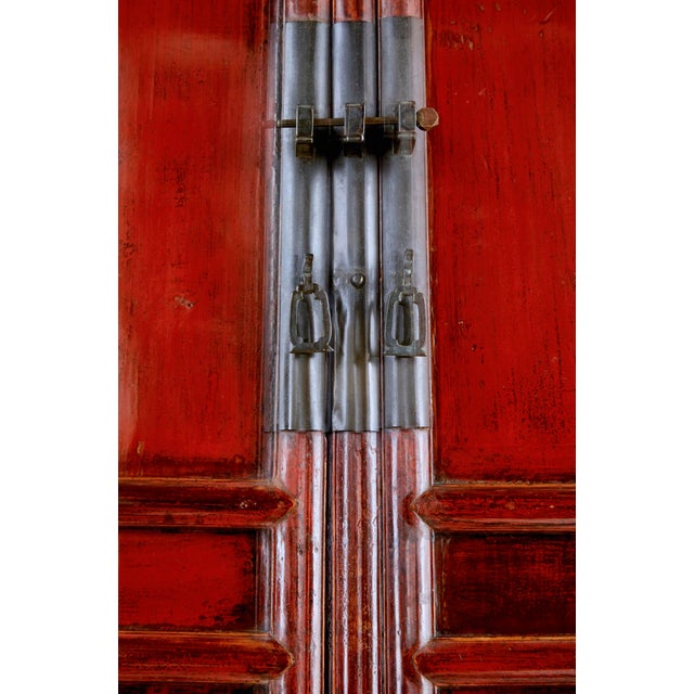 Antique Chinese Red Lacquer Cabinet, 1870 For Sale - Image 4 of 8