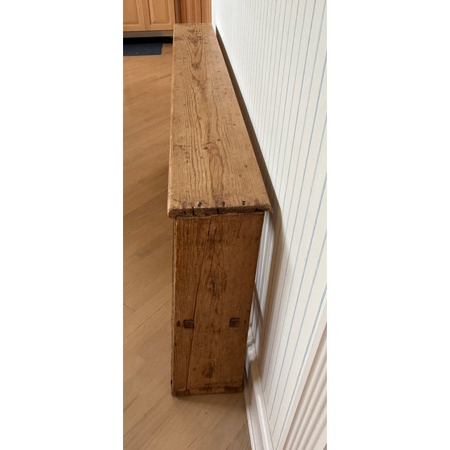 Traditional Antique English Pine Edwardian Plate Rack for 50 Dishes For Sale - Image 3 of 17