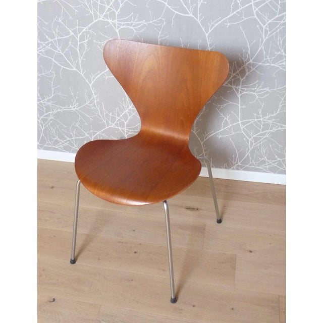 Wood Model 3107 Dining Chair in Teak by Arne Jacobsen for Fritz Hansen, 1967 For Sale - Image 7 of 7