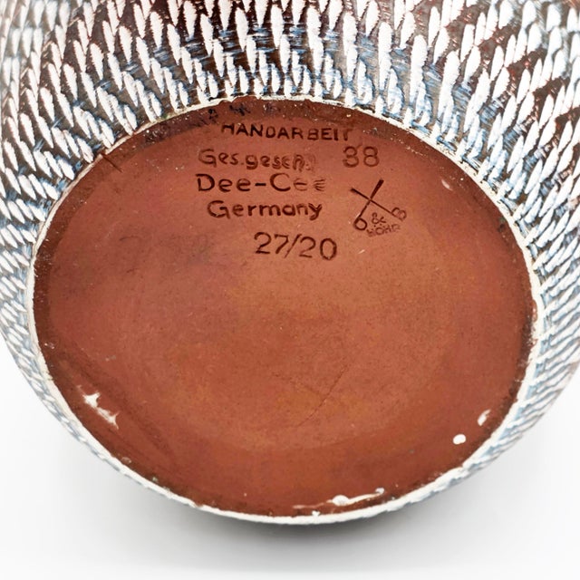 1960s Dumler Breiden Dee-Cee West German Sgraffito Pottery Vase For Sale - Image 5 of 8