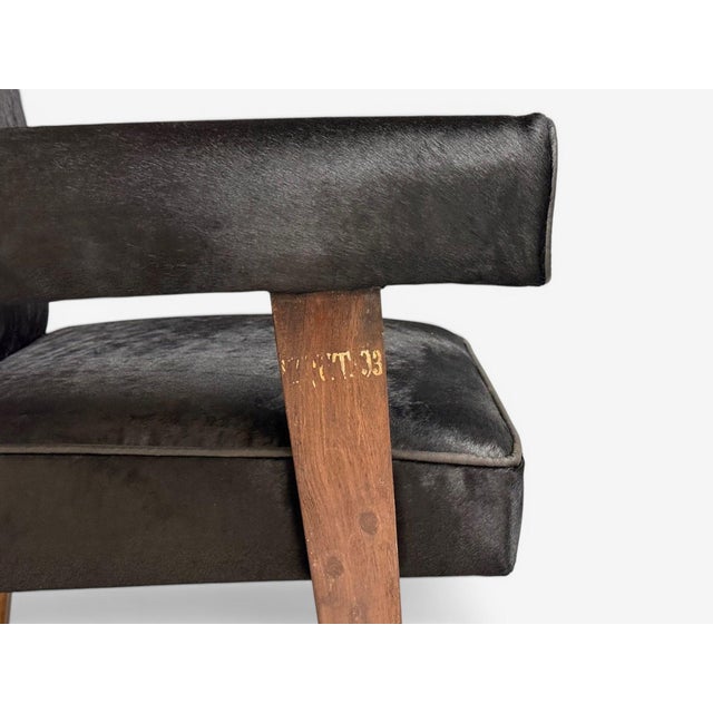 Pierre Jeanneret, Advocate Armchairs, Black Cowhide, Teak, Chandigarh, 1960s For Sale - Image 9 of 10