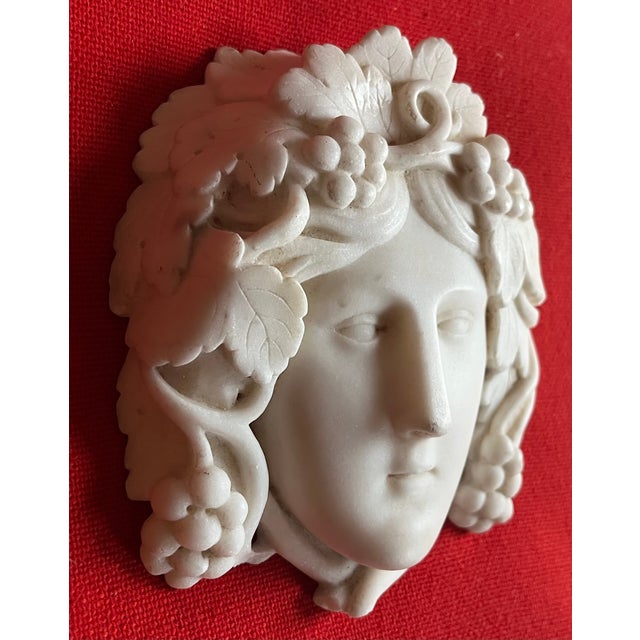 Antique English Regency Architectural Elements - Carved White Statuary Marble Masks or Wall Plaques - Classical Youths With Grapevine Hair - A Pair For Sale - Image 4 of 14