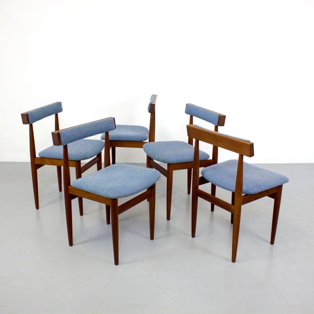 Vintage Danish Teak Chairs by Hans Olsen for Frem Røjle, Set of 5 For Sale - Image 12 of 13