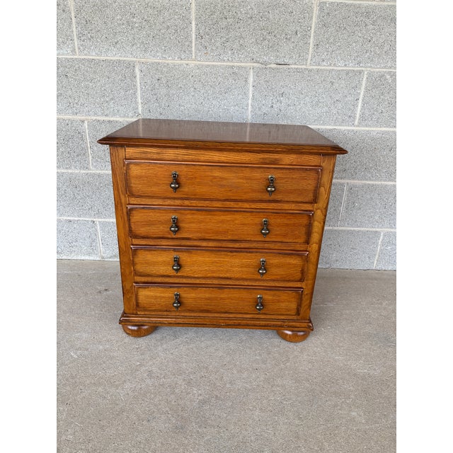 Description: Drexel Heritage Royal Country Retreats Collection 4 Drawer Nightstand. In Very Good Vintage Furniture...