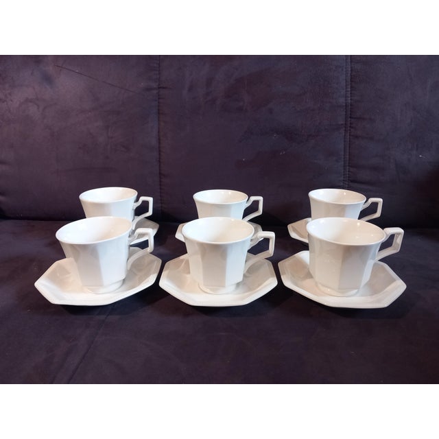 1970s Porcelain Heritage Dinner Service from Johnson Brothers, England, 1970s, Set of 18 For Sale - Image 5 of 12