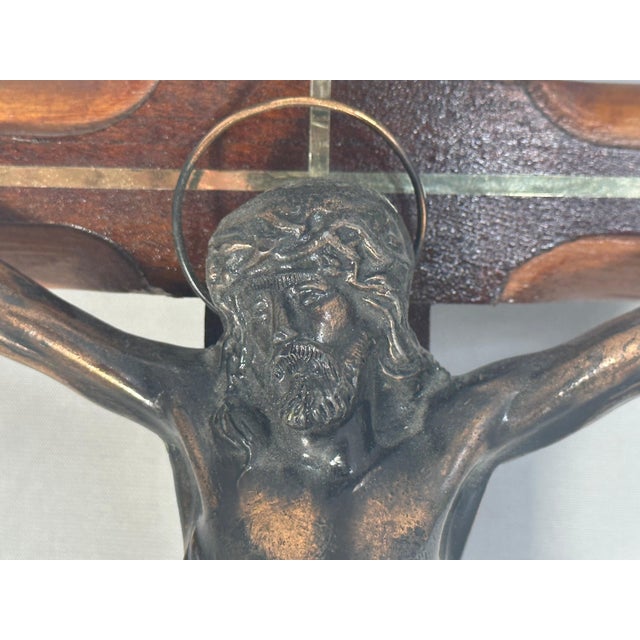 Large Vintage Crucifix: Bronzed Jesus, Carved Wood Cross For Sale - Image 4 of 10