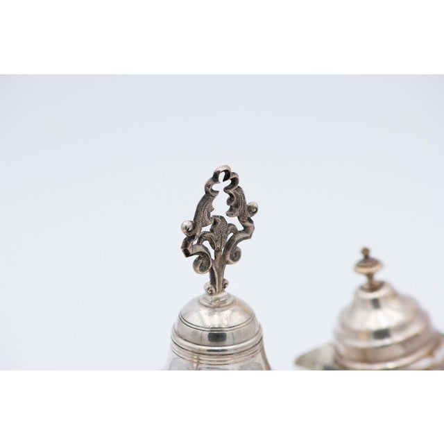 Silver Inkwell with Glass Tanks, Bell and Cord Base, in Good conditions.
