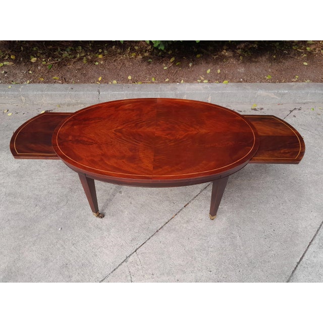 1980s Baker Furniture Company Federal Oval Coffee Table With Extender Trays - Newly Refinished For Sale - Image 5 of 11