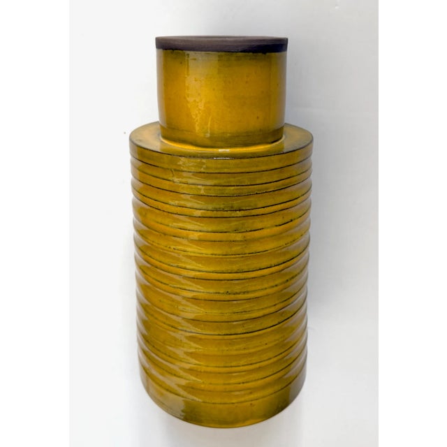 Circa 2018 Elisa De Marchi and Roberto Casagrande Picta Contemporary Italian Yellow Glazed Ceramic Vase For Sale - Image 10 of 14