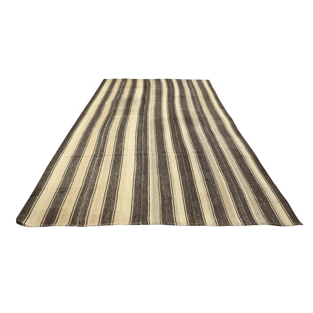 Vintage handwoven modern kilim rug from Afyon region of Turkey. Approximatelly 50-60 years old. In very good condition.